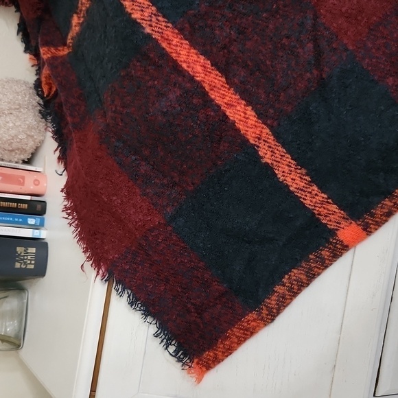 Finge Infinity Scarf Bohemian Fringe Hem Cozy Lagenlook Winter - Picture 3 of 5